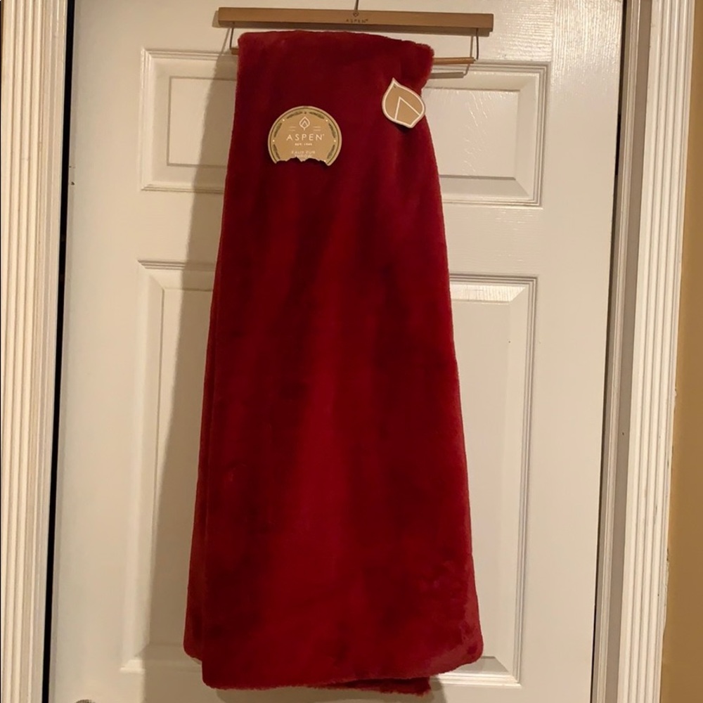 Faux fur throw